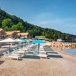 Punto Blu Village In Lanterna Premium