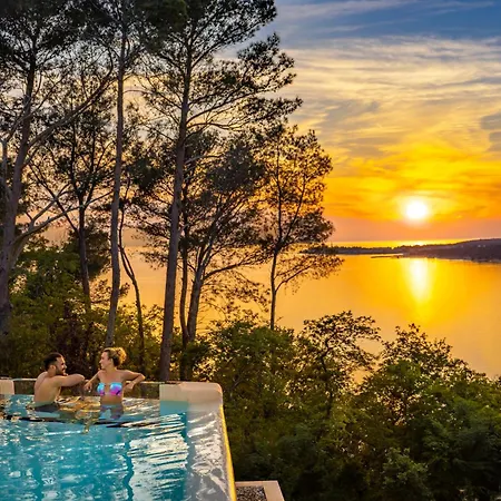 Punto Blu Valamar Village Aldeamento Turístico 4*
