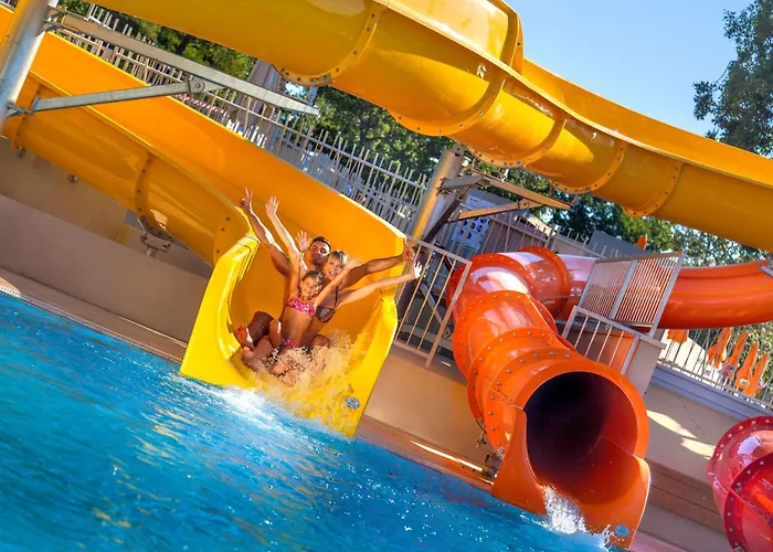 Prázdninový areál Punto Blu Valamar Village 4*